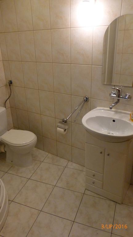 Pokoje Goscinne I Apartamenty Krupowki 19 Zakopane Esterno foto