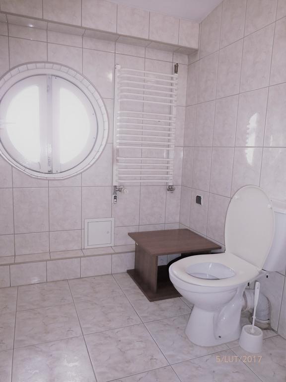 Pokoje Goscinne I Apartamenty Krupowki 19 Zakopane Esterno foto